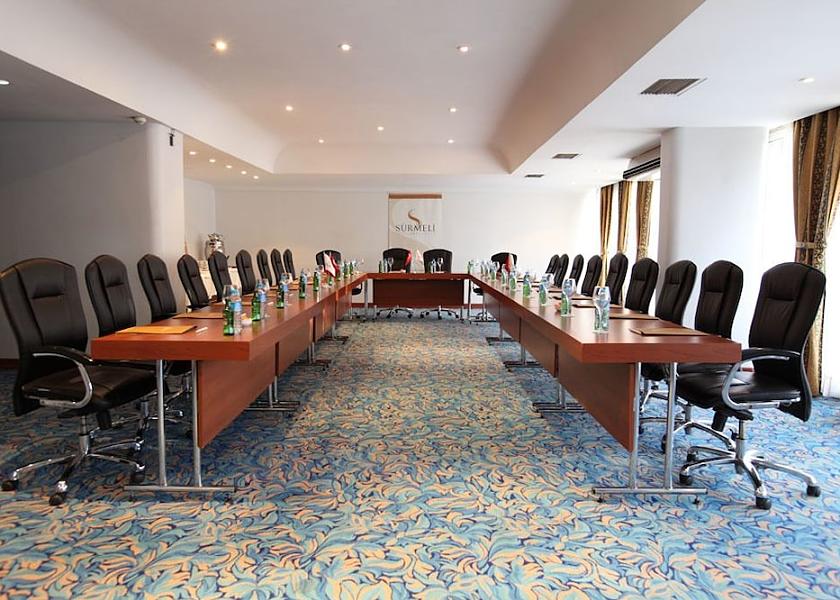  Adana Meeting Room