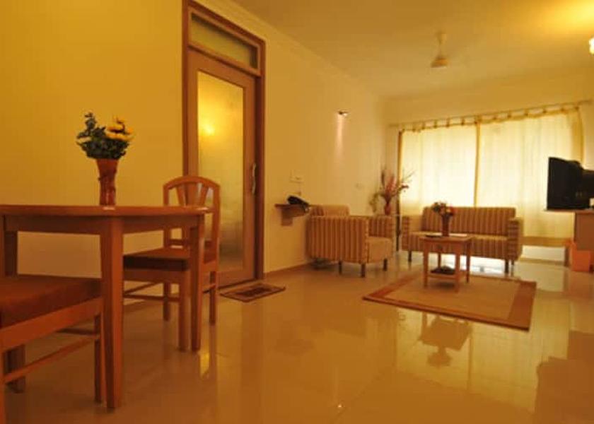 Gujarat Mundra room