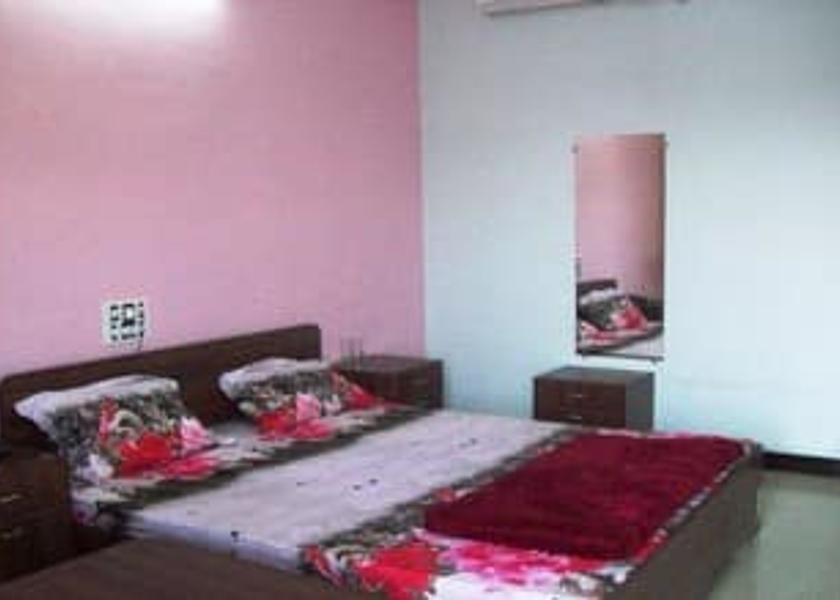 Gujarat Mandvi Bedroom2