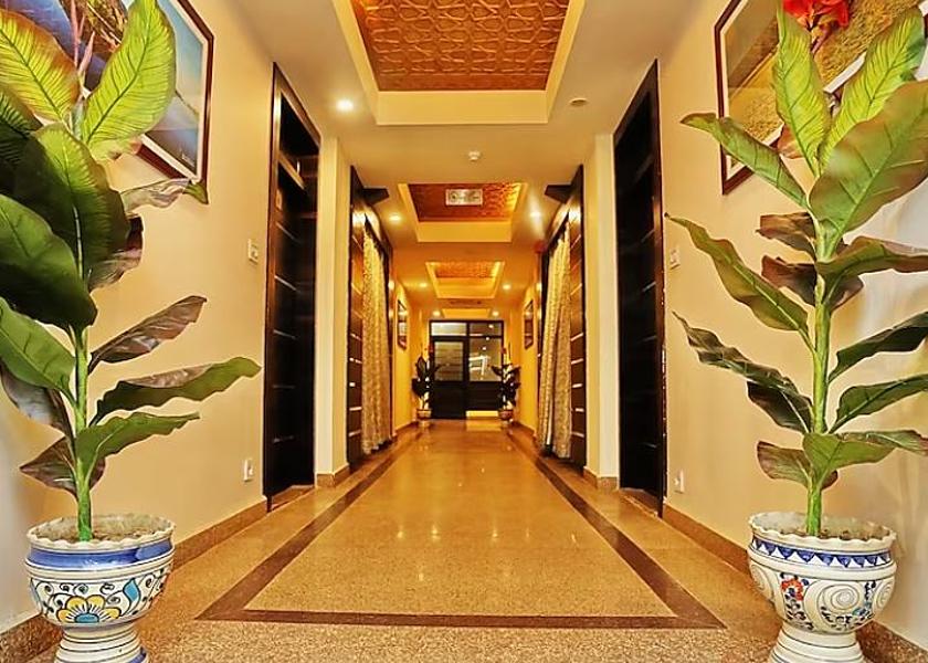 Jammu and Kashmir Srinagar Hallway