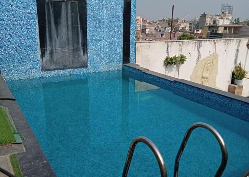 Uttar Pradesh Agra Swimming Pool
