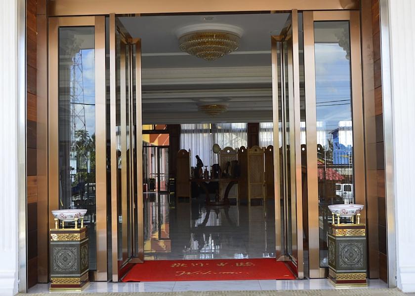  Antananarivo Entrance