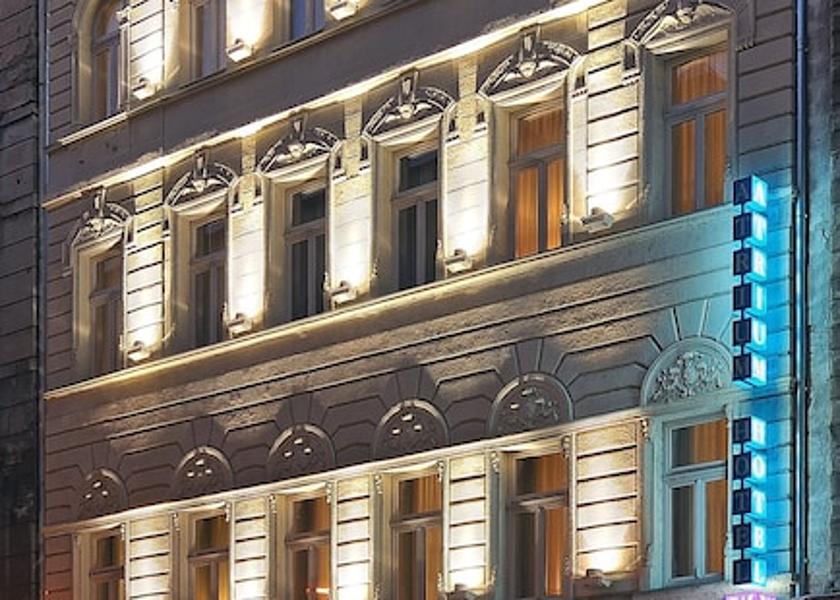  Budapest Exterior Detail