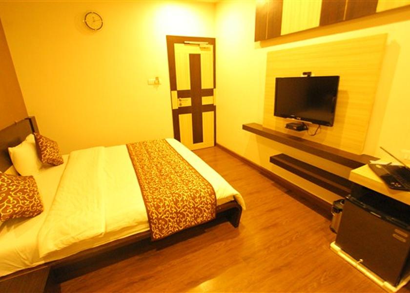 Gujarat Bharuch Deluxe Room