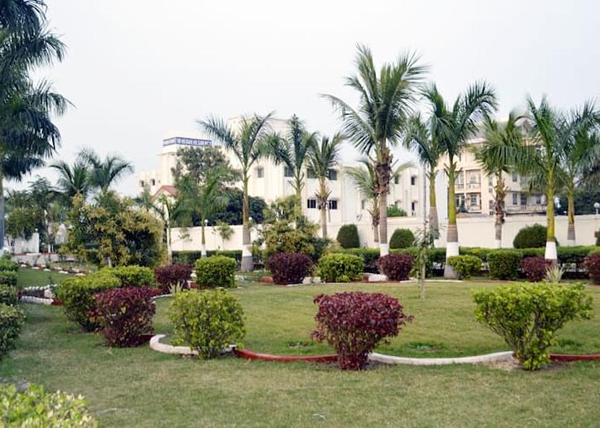 Bihar Rajgir Garden