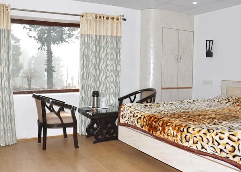 Jammu and Kashmir Pahalgam double bed room
