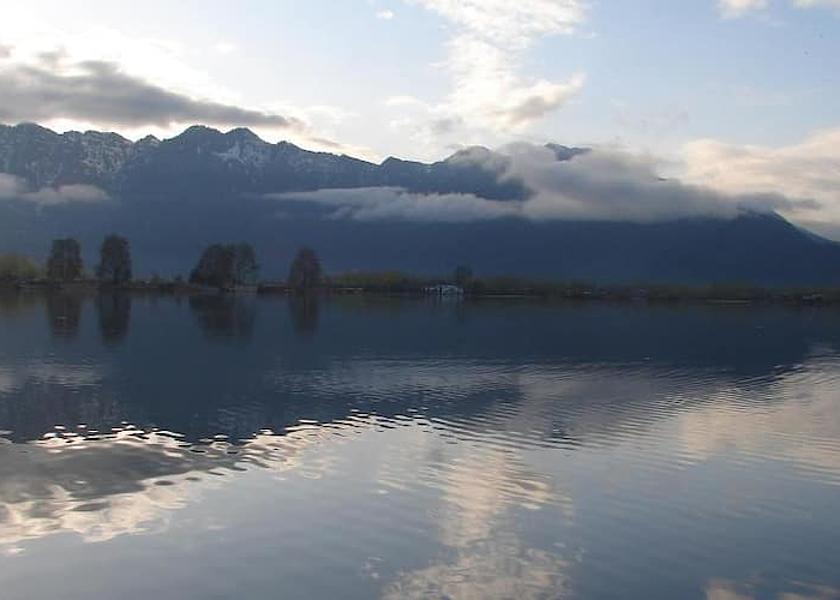 Jammu and Kashmir Srinagar view from bota