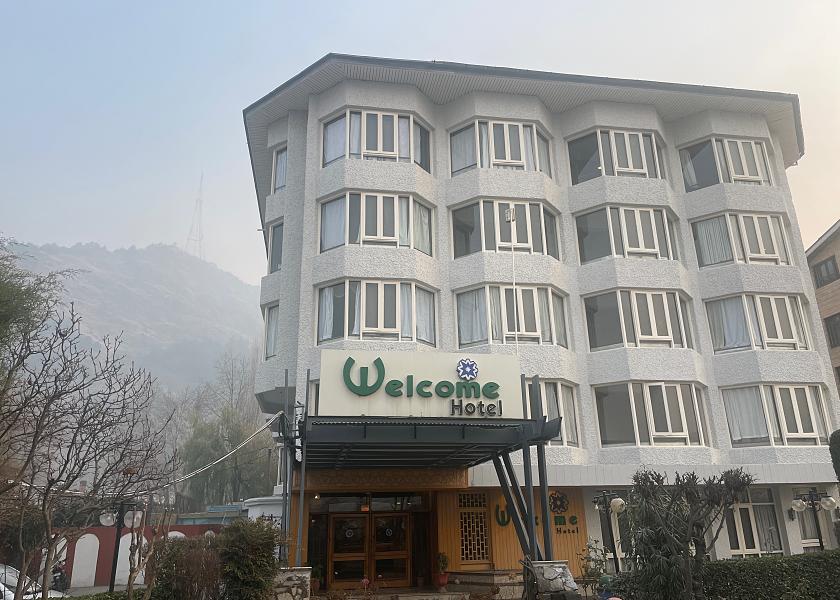 Jammu and Kashmir Srinagar Hotel Exterior