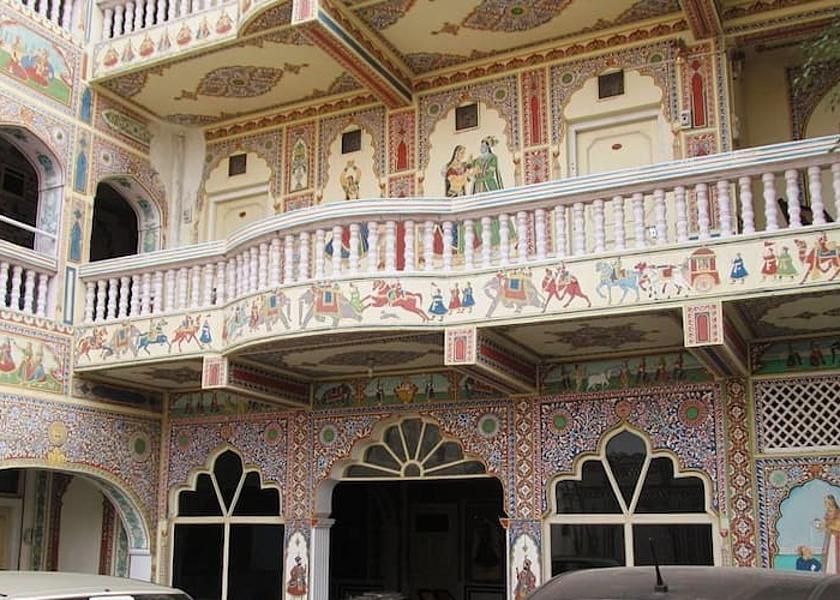 Rajasthan Mandawa main gate