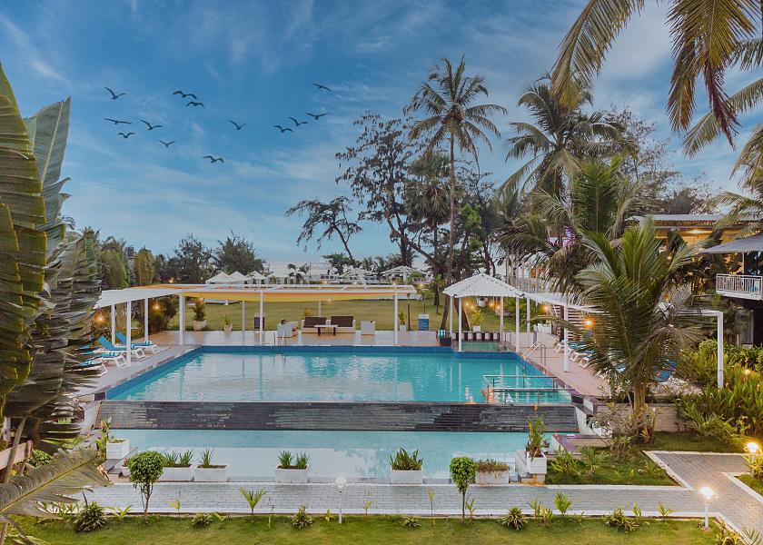 Goa Morjim Pool