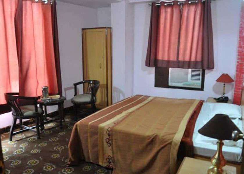 Himachal Pradesh Kangra room