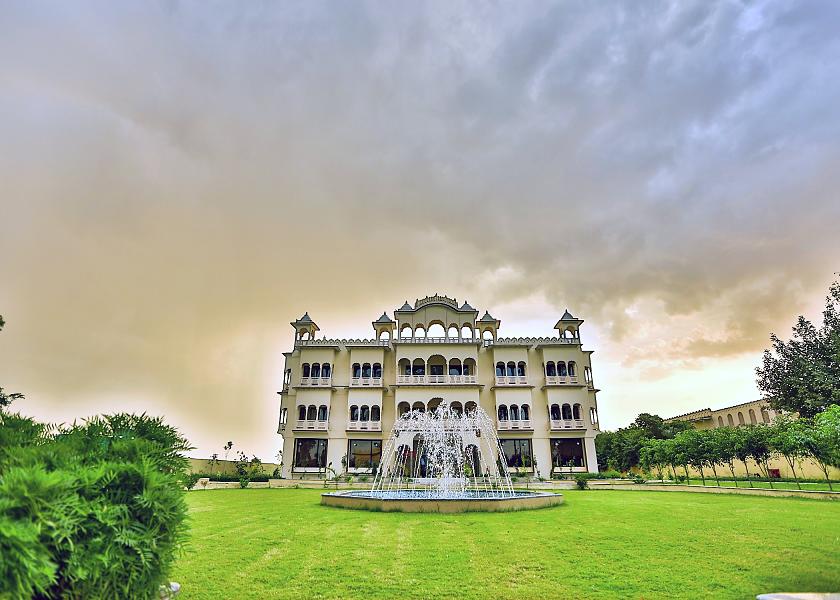 Rajasthan Bharatpur Hotel Exterior