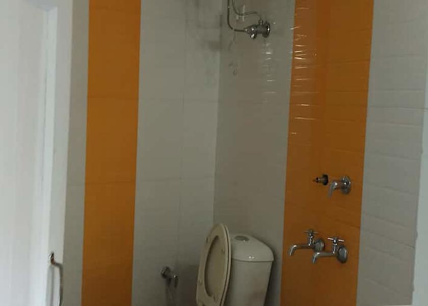 Uttarakhand Badrinath Washroom