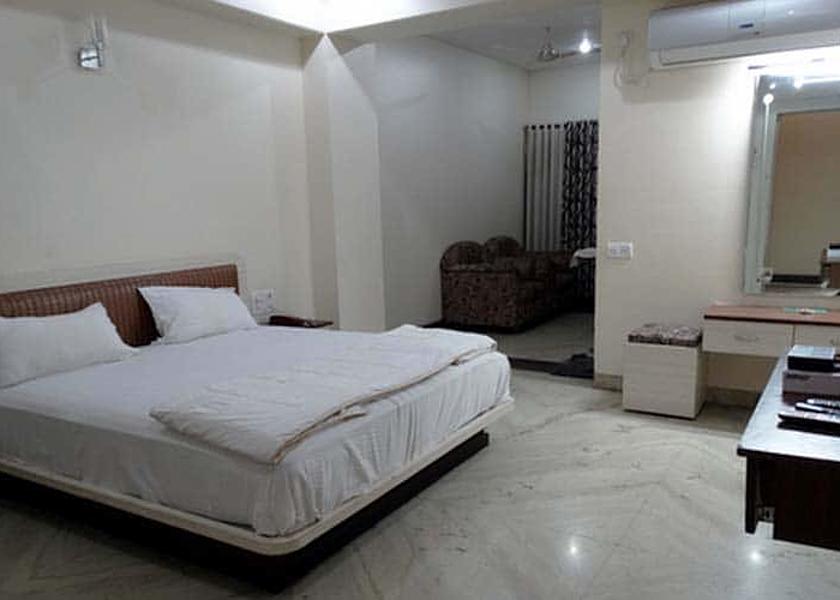 Maharashtra Nanded bedroom