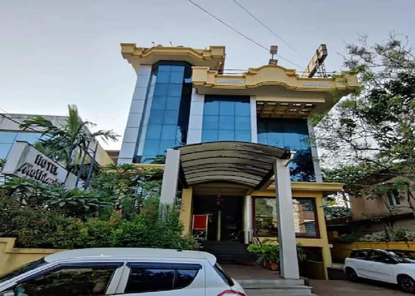 Kerala Thrissur Hotel Exterior