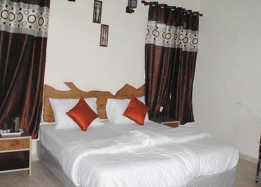 Madhya Pradesh Kanha suite room