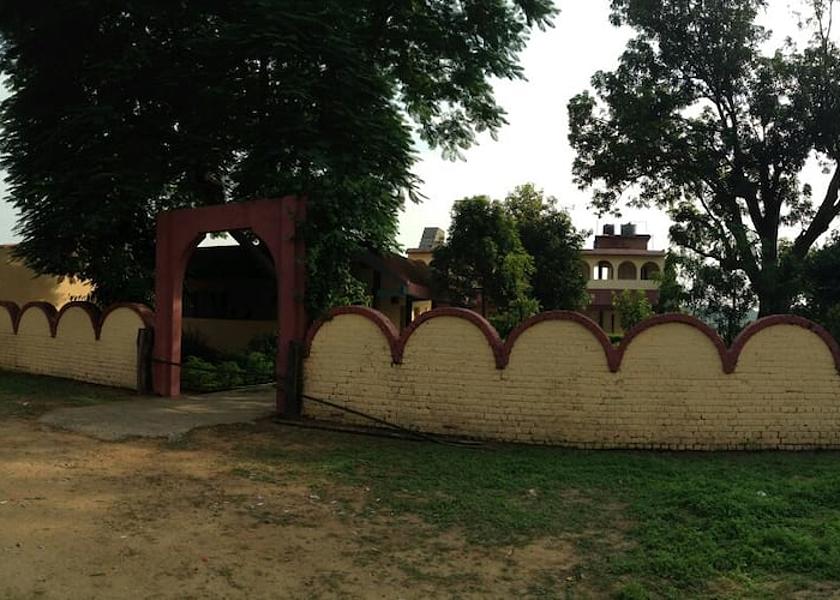 Madhya Pradesh Kanha entrance