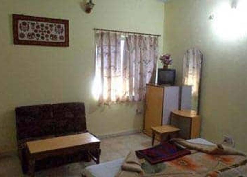 Madhya Pradesh Pachmarhi room