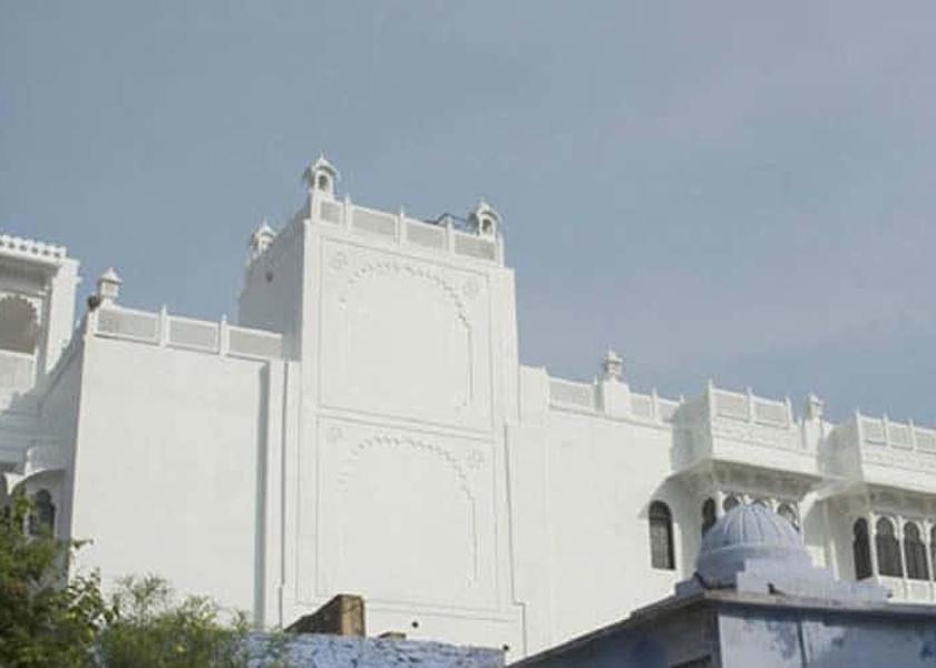 Rajasthan Bundi back view