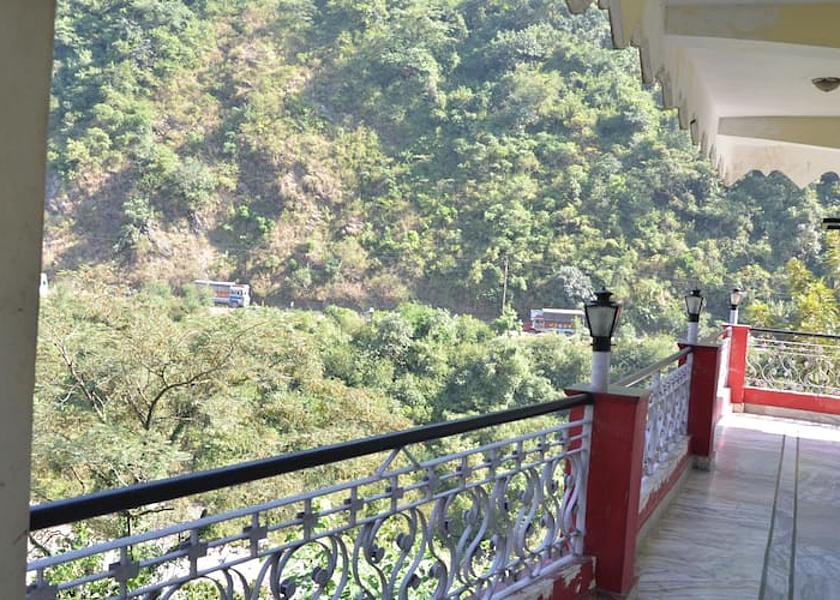 Himachal Pradesh Mandi Balcony Area