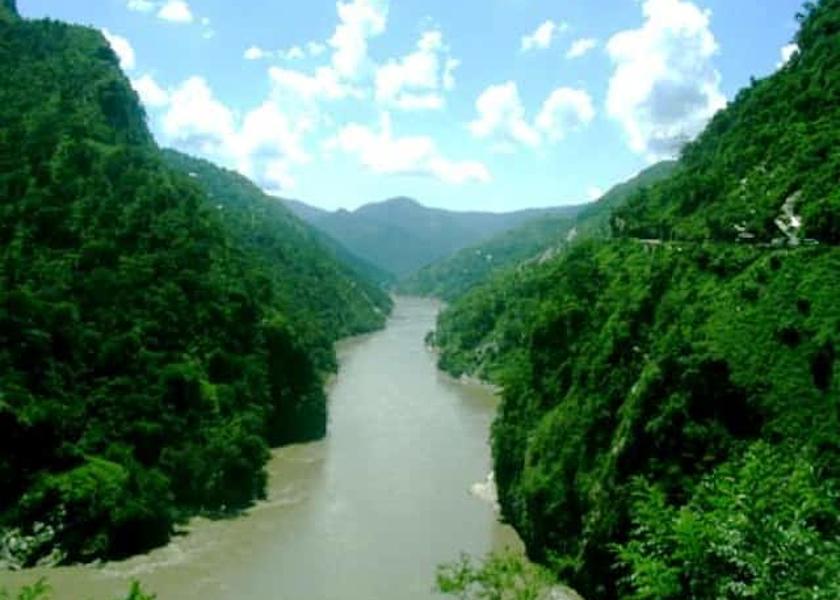 Himachal Pradesh Mandi river