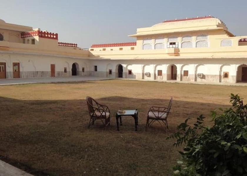 Rajasthan Dausa Lawn Sitting