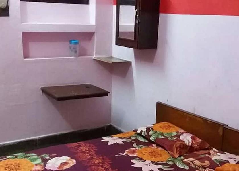 Jharkhand Giridih Bedroom 4