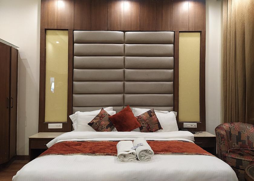 Uttarakhand Mussoorie Deluxe Room