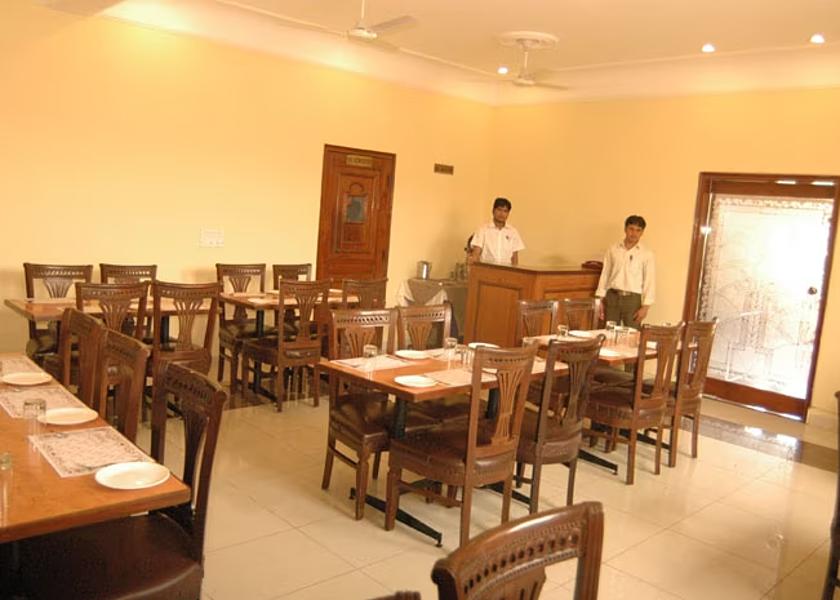 Uttar Pradesh Vrindavan Food & Dining