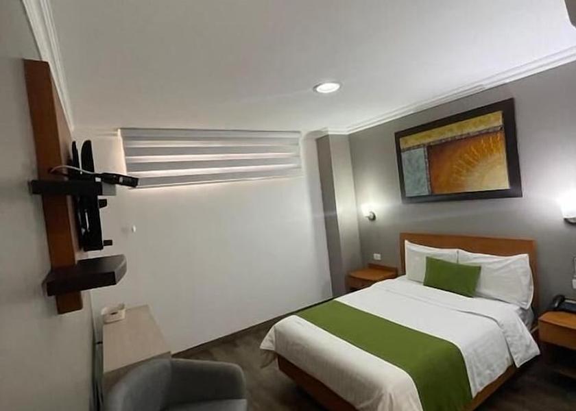 Pichincha Guayaquil Room