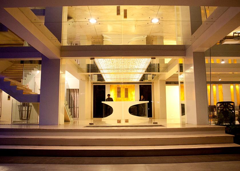 Maharashtra Nagpur Hotel Exterior