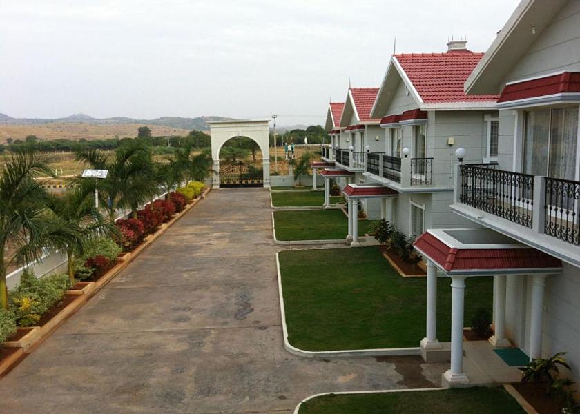 Andhra Pradesh Puttaparthi exterior view