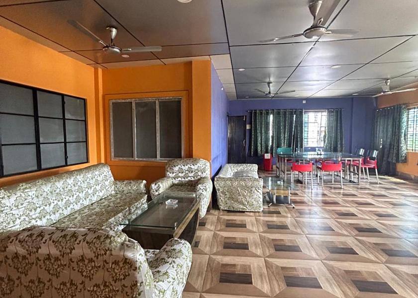Tripura Agartala shared lounge/tv area