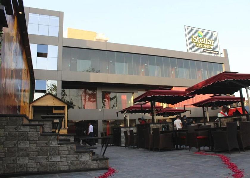Gujarat Vadodara bar/lounge