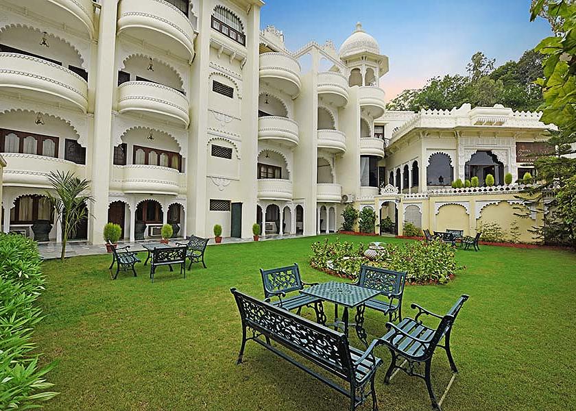 Rajasthan Udaipur Hotel Exterior