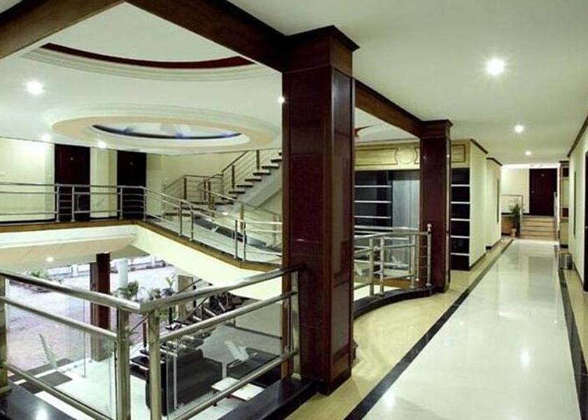 Tamil Nadu Palani stair area and corridor