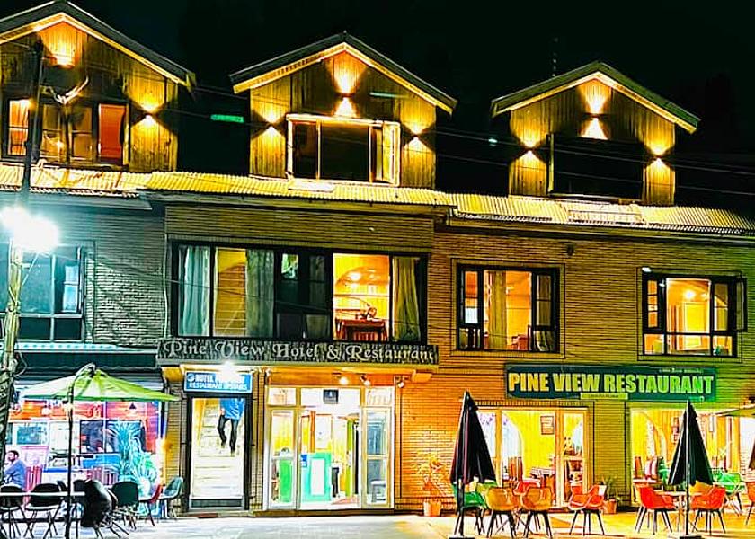 Jammu and Kashmir Gulmarg Hotel Exterior