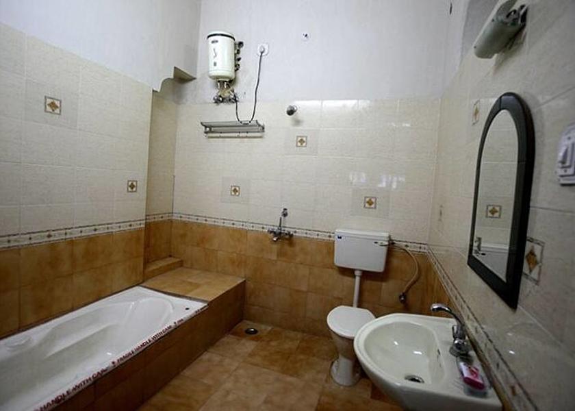 Rajasthan Jodhpur bathroom