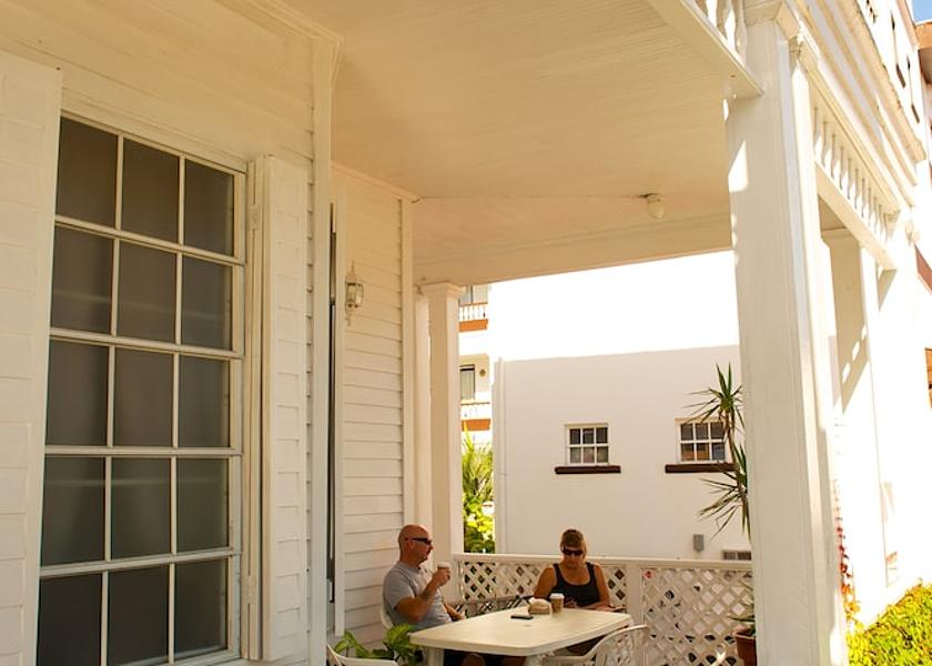  Belize City Porch