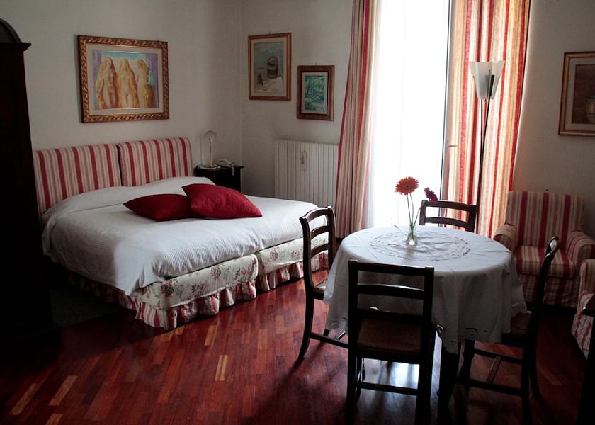 Puglia Bari Room