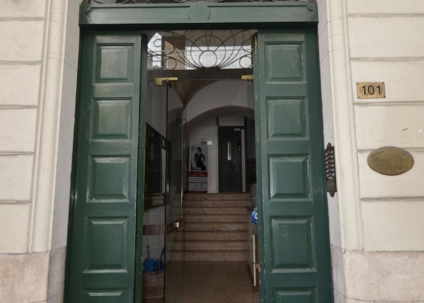 Puglia Bari Entrance
