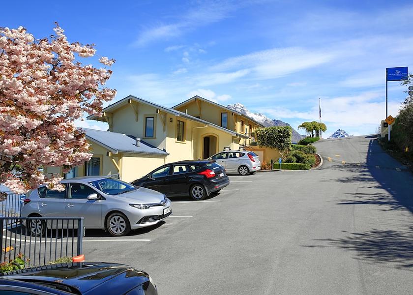 Otago Queenstown Facade