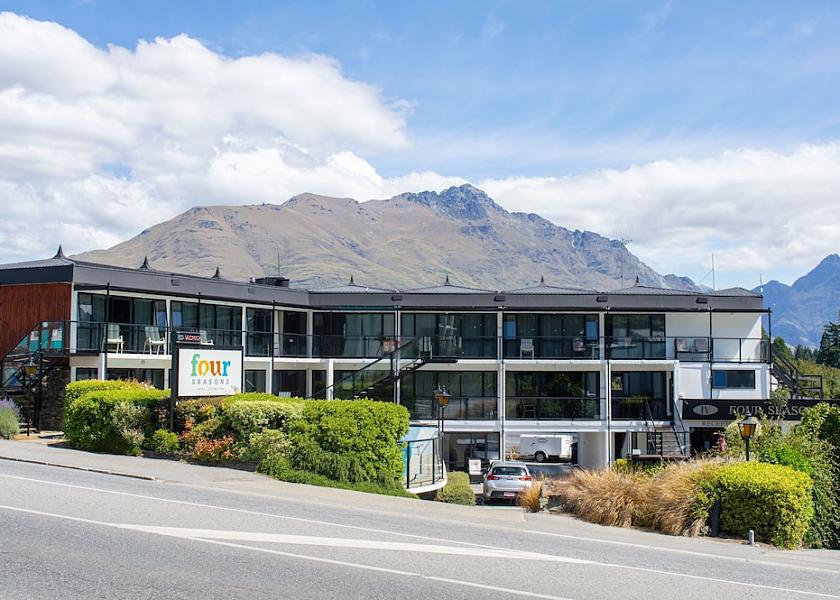 Otago Queenstown Entrance