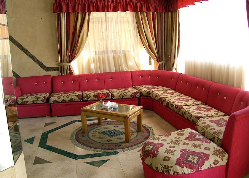  Luxor Lobby
