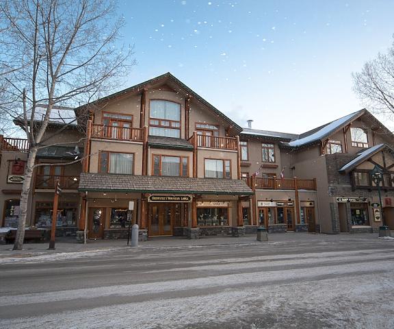 Brewster Mountain Lodge Alberta Banff Facade
