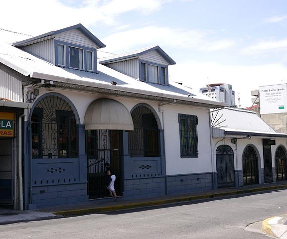 Santo Tomas Hotel Alajuela San Jose Entrance
