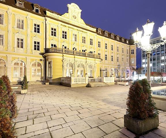 Eurostars Park Hotel Maximilian Bavaria Regensburg Exterior Detail