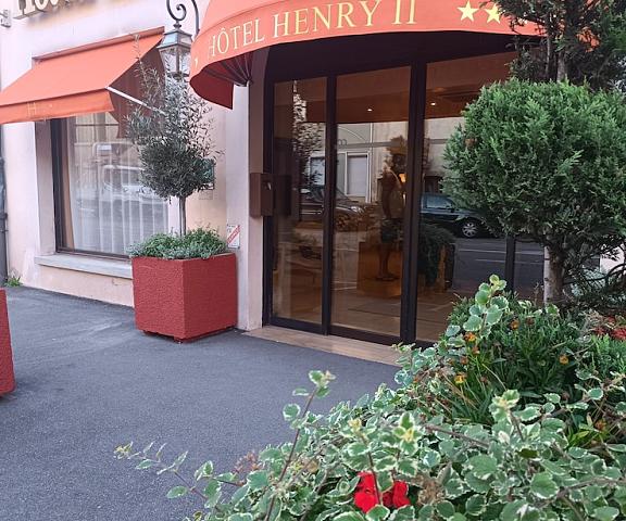 Henry II Hotel Bourgogne-Franche-Comte Beaune Facade