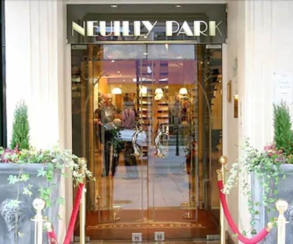 Neuilly Park Hotel Ile-de-France Neuilly-sur-Seine Entrance