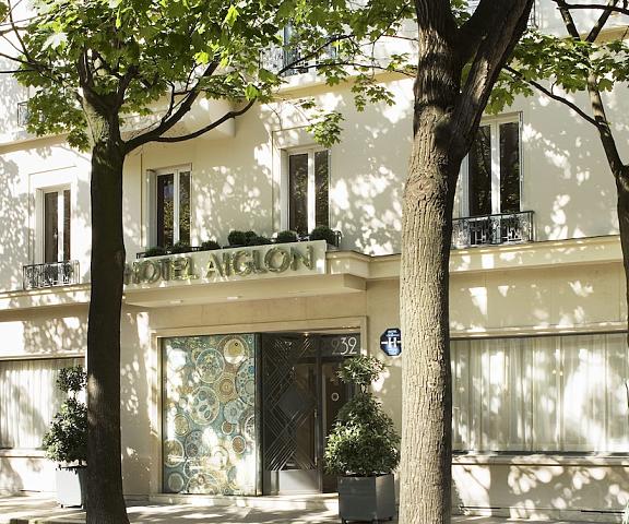 Hotel Aiglon Ile-de-France Paris Entrance